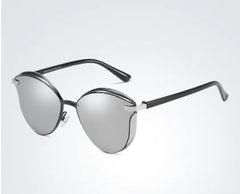 Polarized Cat Eye Sunglasses with Metal Frame (One Piece)